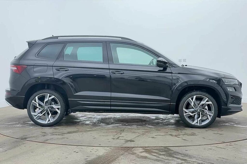 Skoda Karoq 1.5 Tsi Sportline Edition Dsg Black #4