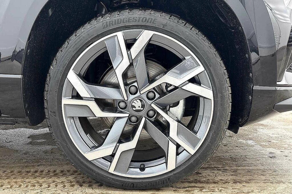 Skoda Karoq 1.5 Tsi Sportline Edition Dsg Black #5