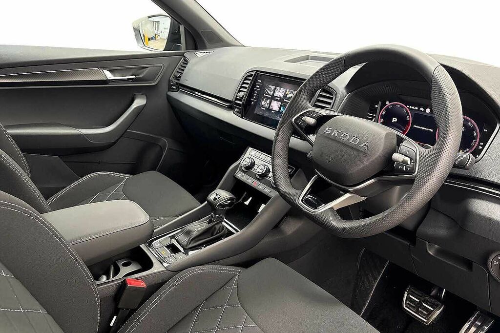 Skoda Karoq 1.5 Tsi Sportline Edition Dsg Black #6