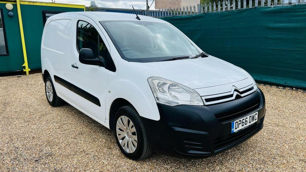 Citroen Berlingo 1.6L Feel Blue #1