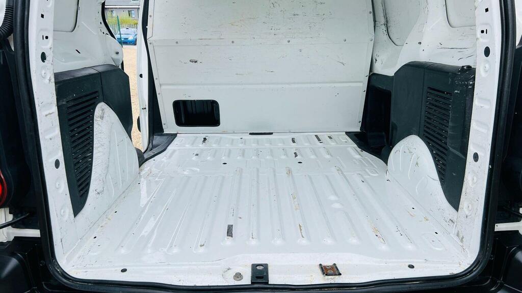 Citroen Berlingo 1.6L Feel Blue #10