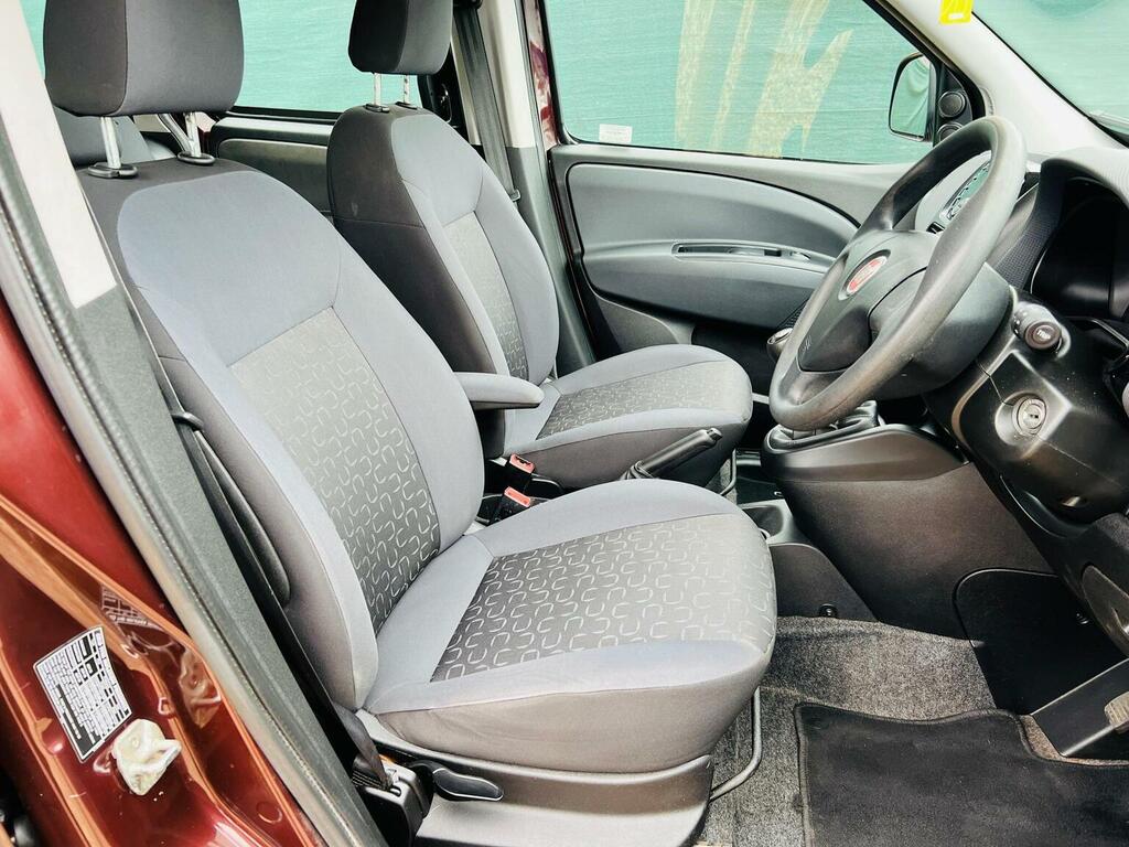 Fiat Doblo Estate 1.6 Multijet Mylife 201464 Red #3