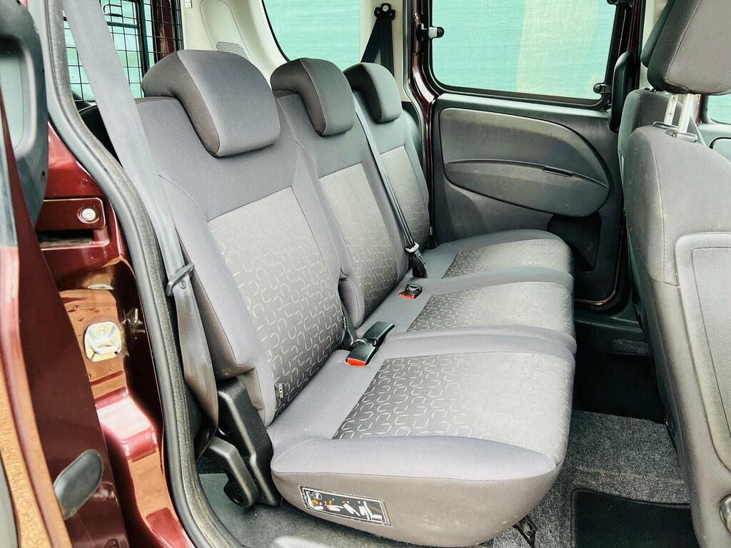 Fiat Doblo Estate 1.6 Multijet Mylife 201464 Red #6