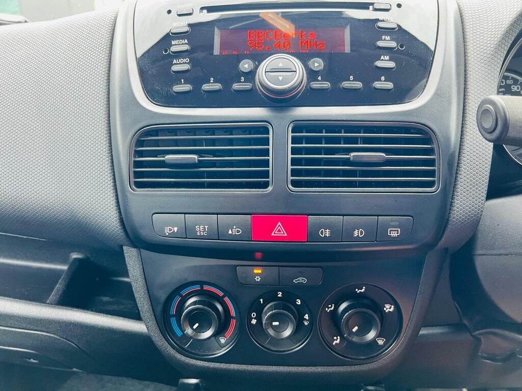 Fiat Doblo Estate 1.6 Multijet Mylife 201464 Red #5