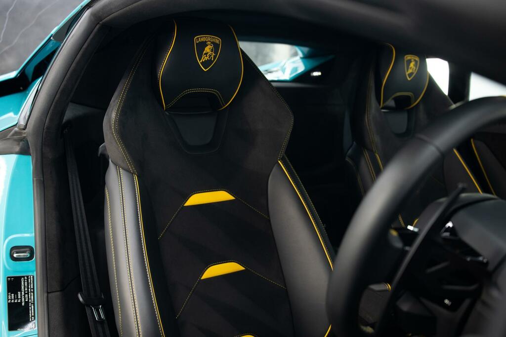Lamborghini Huracan Coupe #6