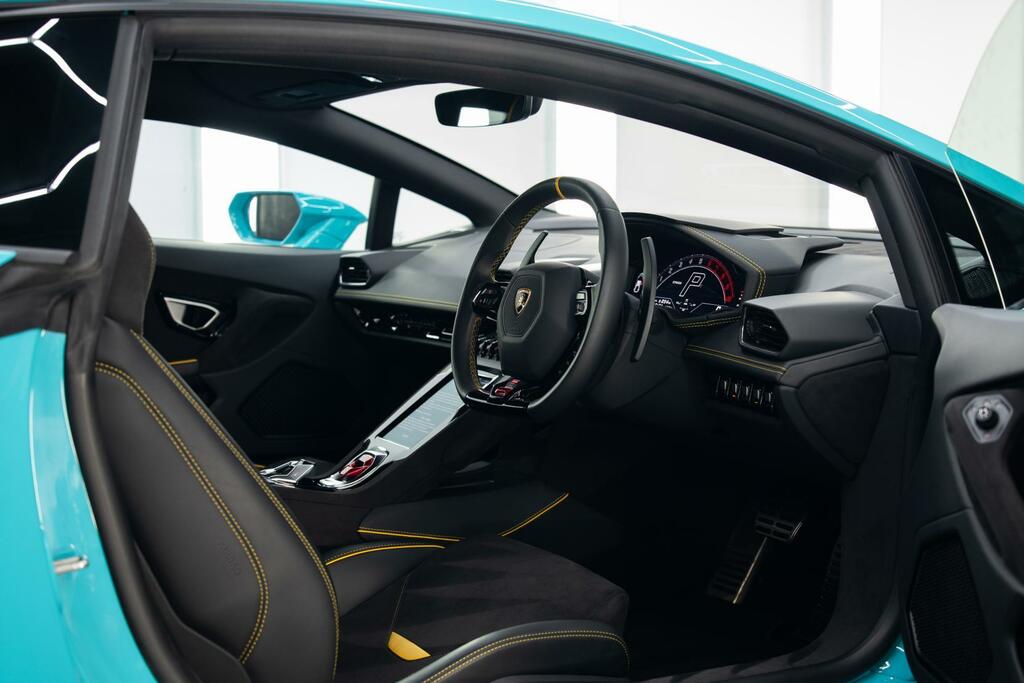 Lamborghini Huracan Coupe #3