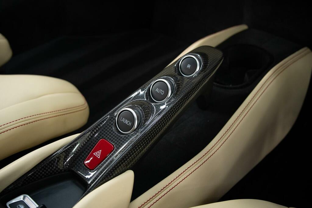 Ferrari F8 Tributo 3.9T V8 Coupe F1 Dct Euro 6 S S 720 Red #3