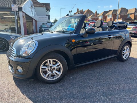 Mini Convertible One Black