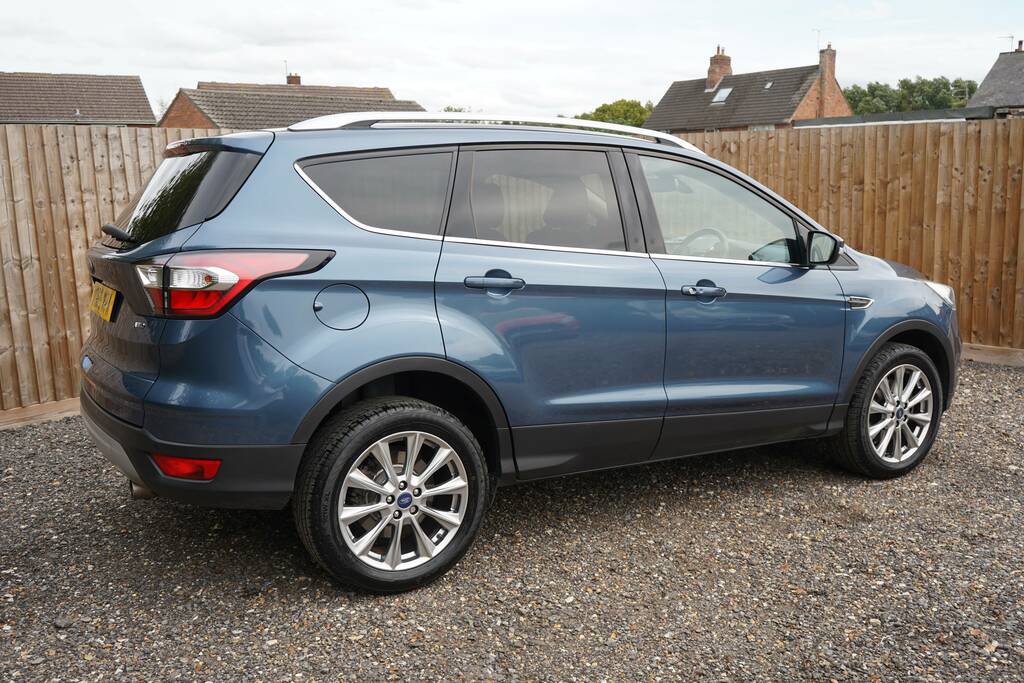 Ford Kuga 1.5T Ecoboost Titanium X Black #3