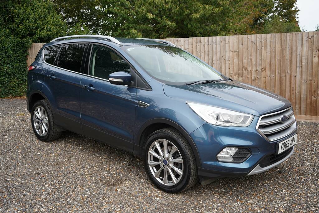 Ford Kuga 1.5T Ecoboost Titanium X Black #1