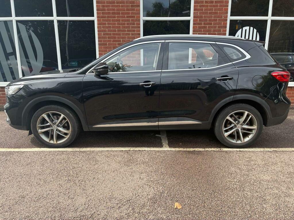 MG HS Exclusive Black #4