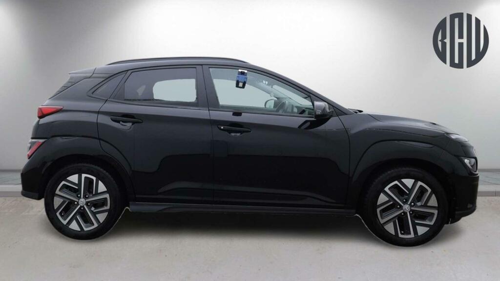 Hyundai Kona Premium Black #5
