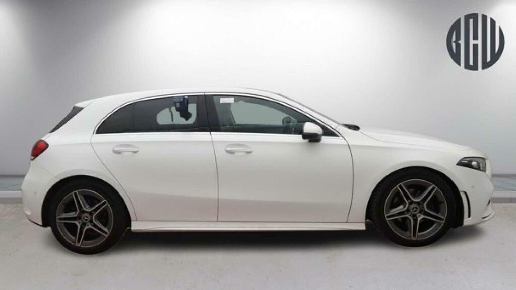 Mercedes-Benz A Class Amg Line SH19FHM White #4