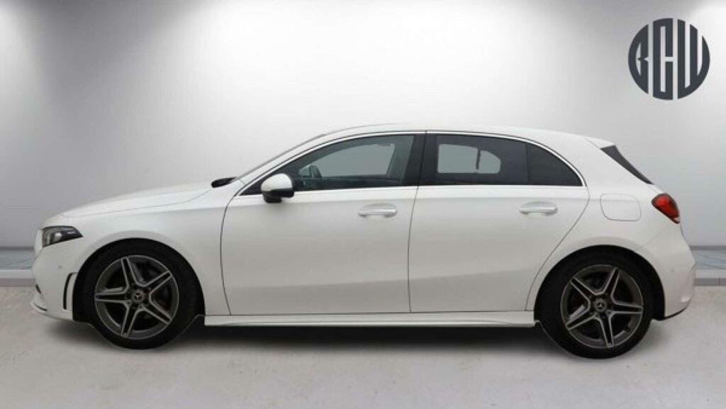 Mercedes-Benz A Class Amg Line SH19FHM White #5