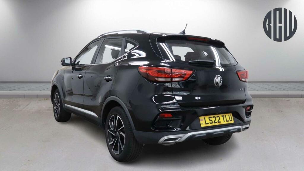 MG ZS Exclusive Black #3