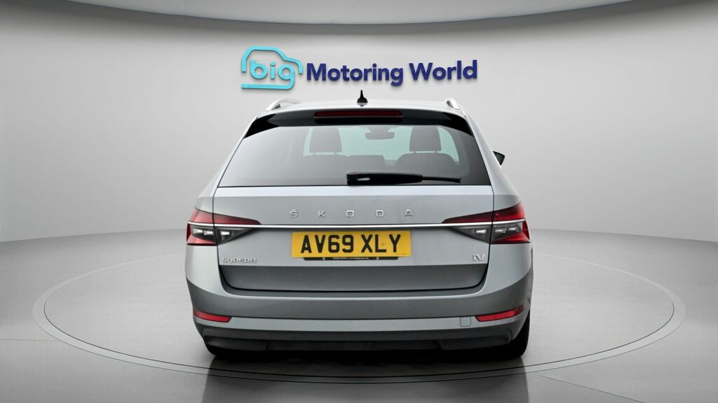 Skoda Superb Se L Grey #6
