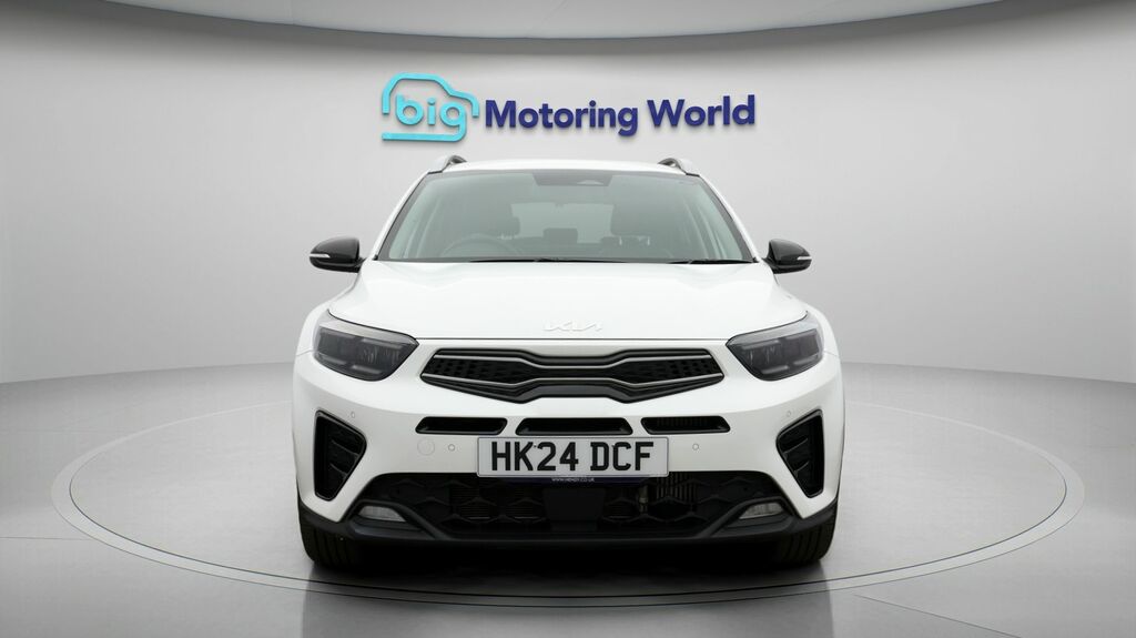 Kia Stonic Gt-line S HK24DCF White #2