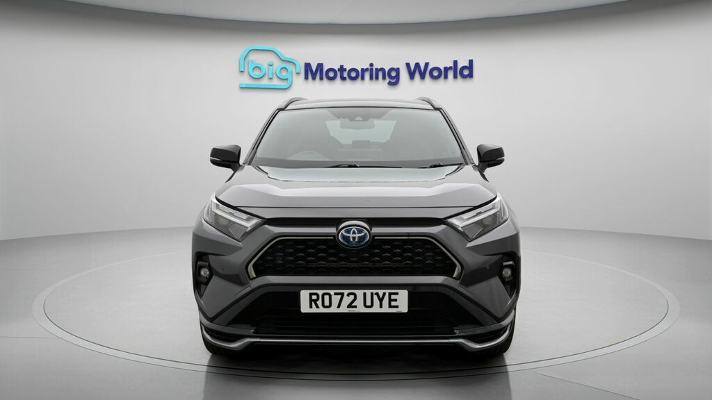 Toyota Rav 4 Dynamic Black #2