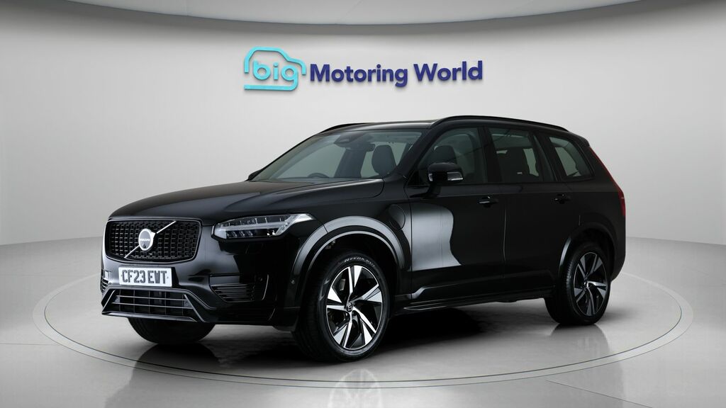 Volvo XC90 Plus Black #3