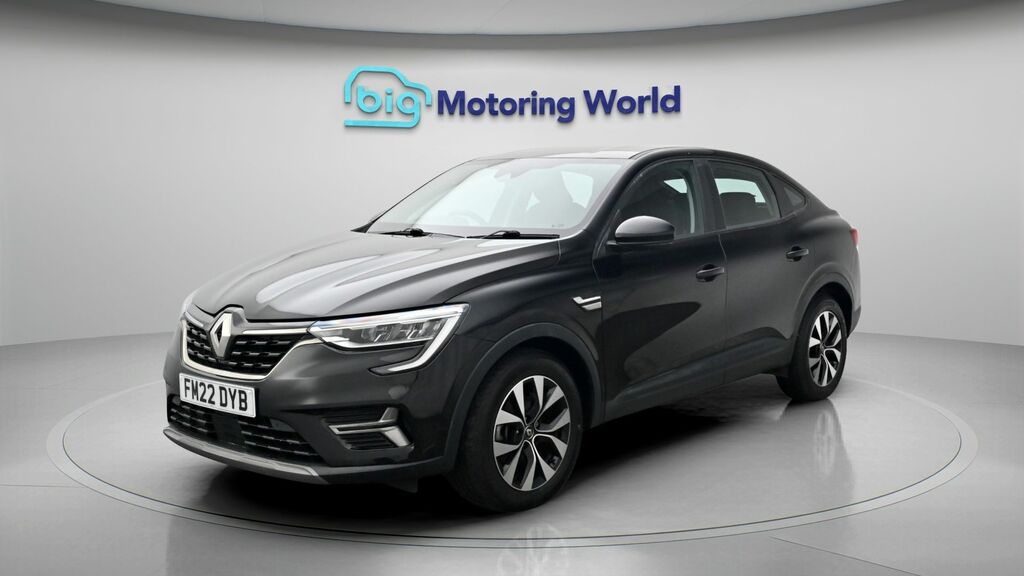 Renault Arkana Iconic Black #3