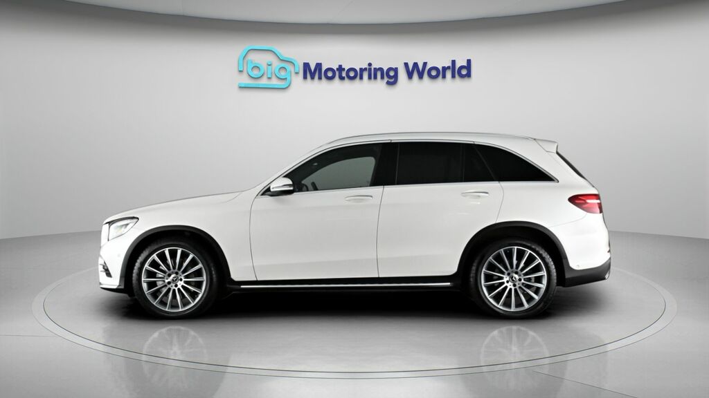 Mercedes-Benz GLC Class Amg Line AJ18VTN White #4