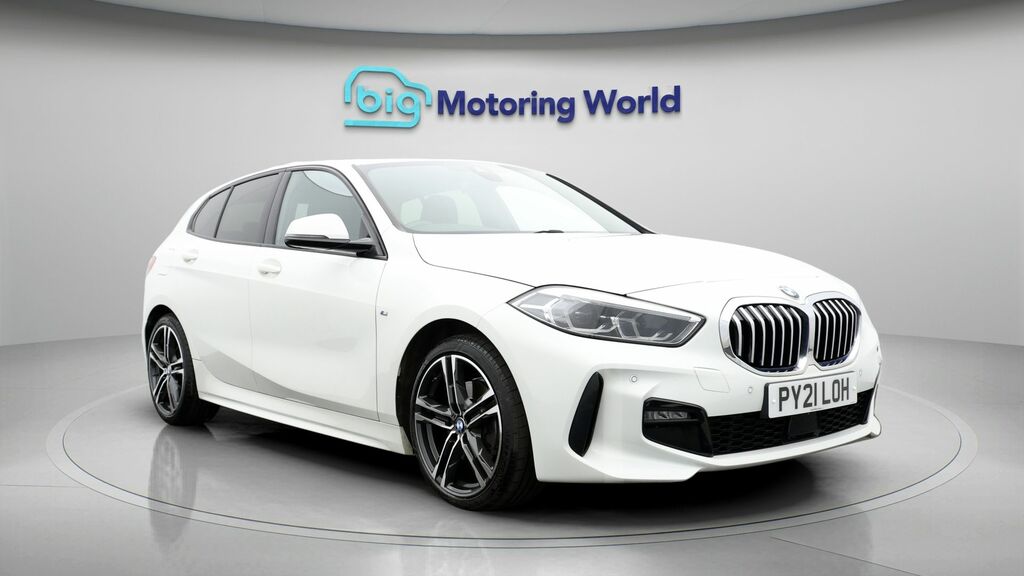 BMW 1 Series M Sport PY21LOH White