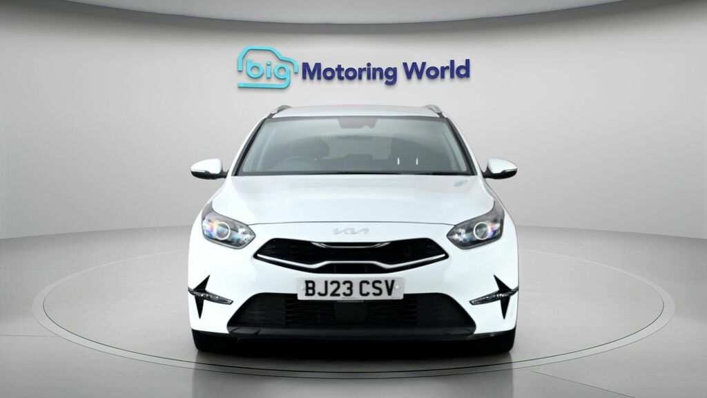 Kia Ceed 3 White #2