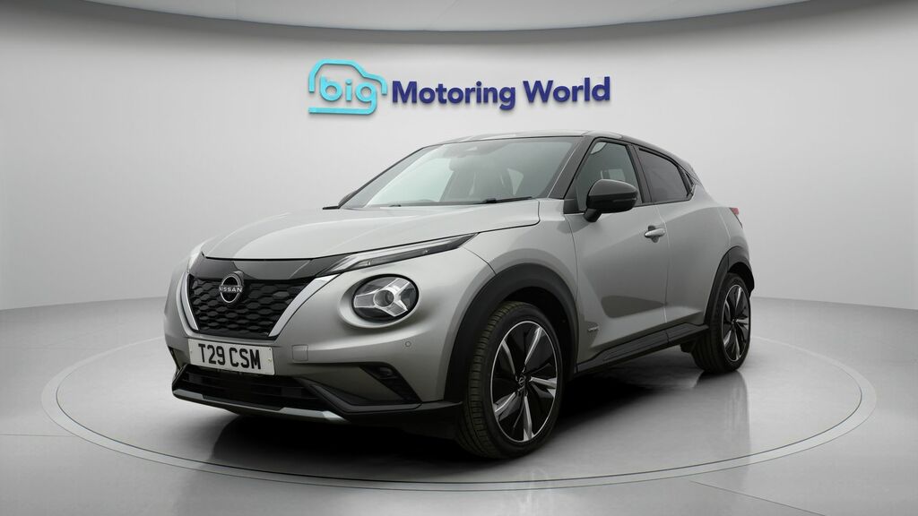 Nissan Juke Tekna Silver #3