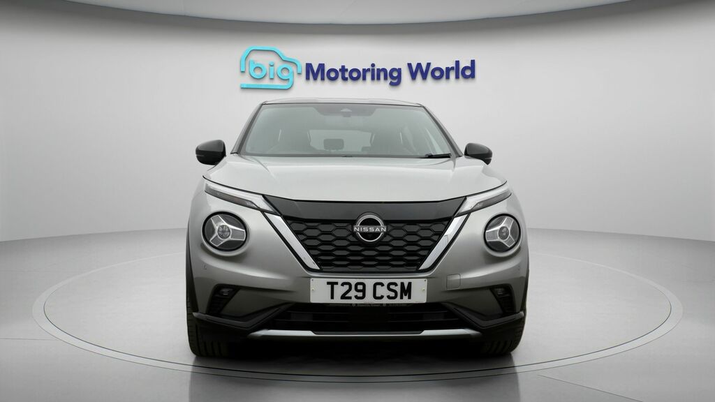 Nissan Juke Tekna Silver #2