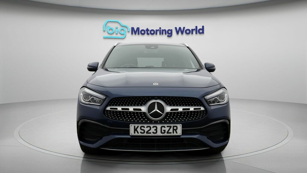 Mercedes-Benz GLA Class Amg Line KS23GZR Blue #2