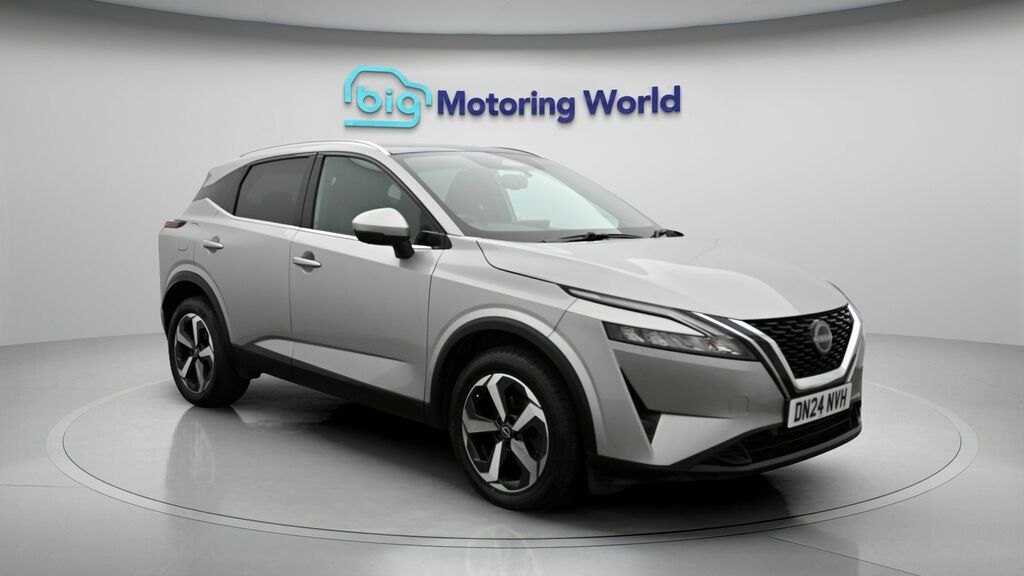 Nissan Qashqai N-connecta Silver