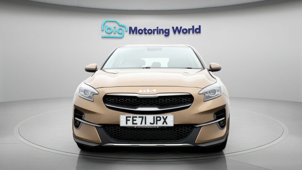 Kia Xceed 2 Brown #2