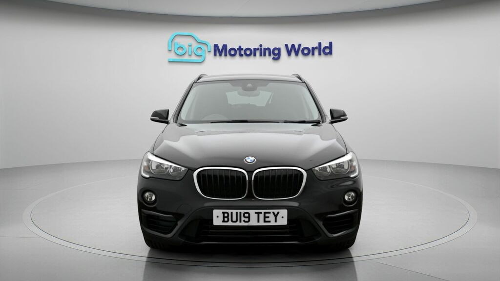 BMW X1 Sport Black #2