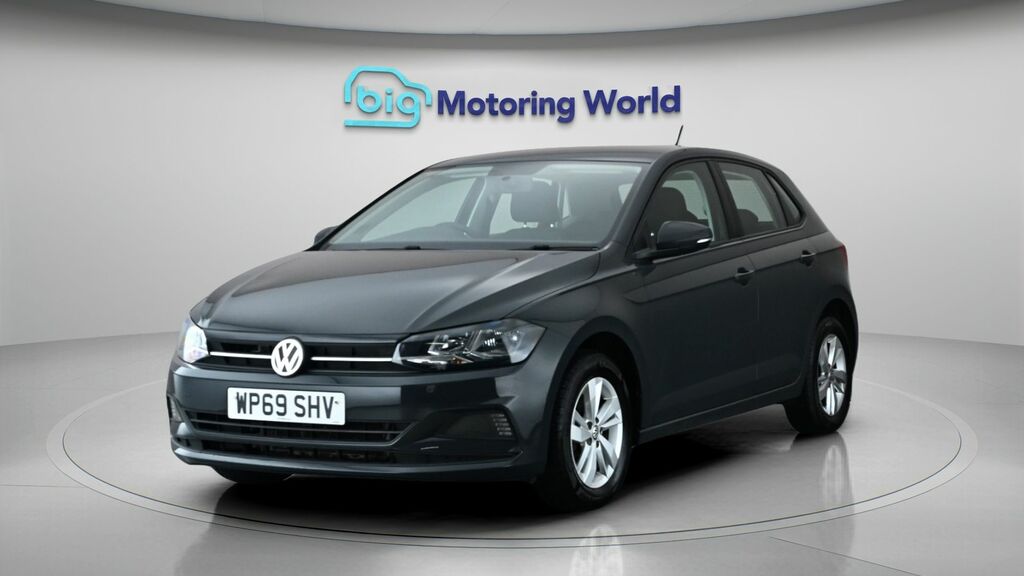 Volkswagen Polo Se Grey #3