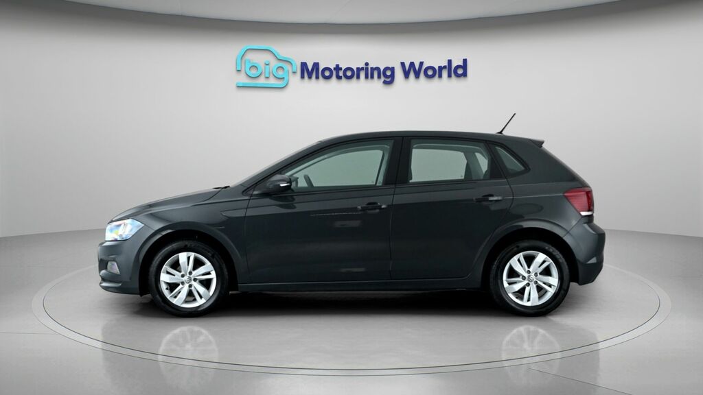 Volkswagen Polo Se Grey #4