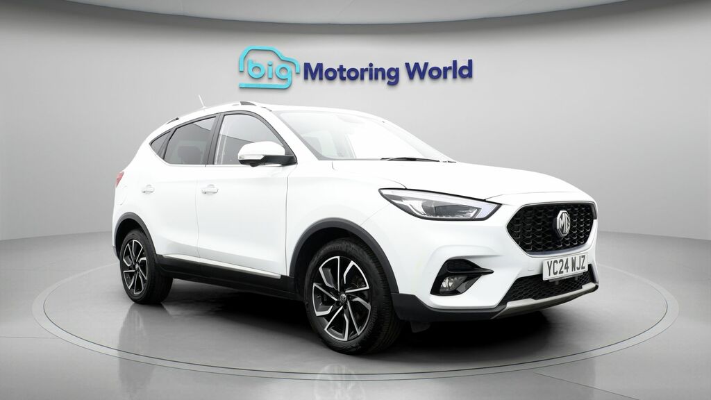 MG ZS Exclusive White