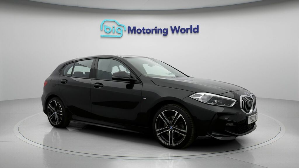 BMW 1 Series M Sport VE23WFT Black