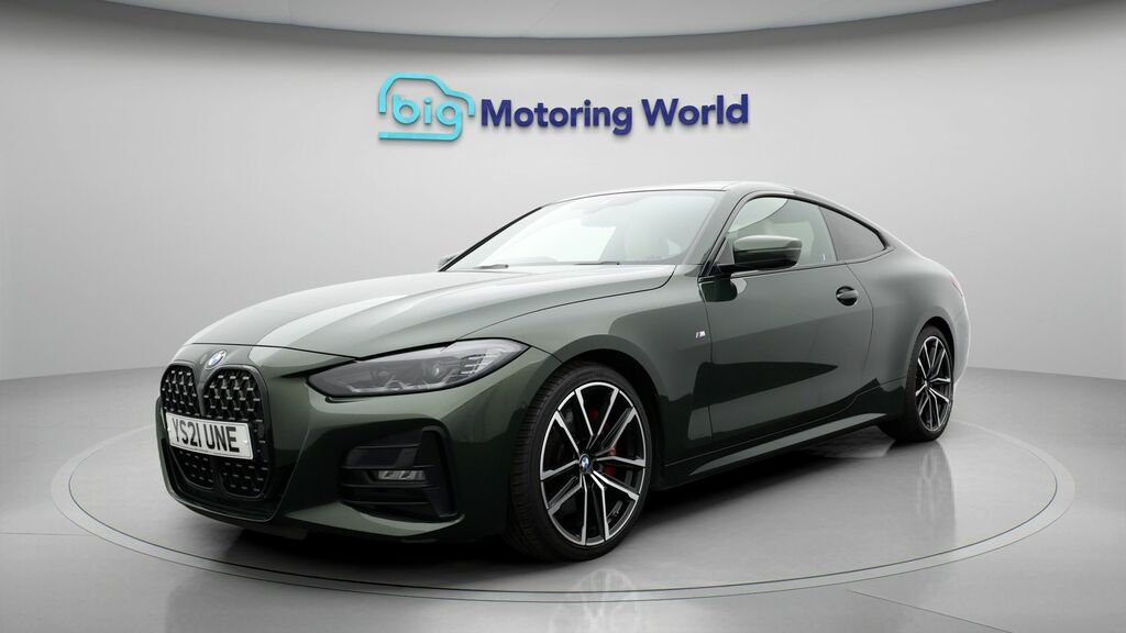 BMW 4 Series M Sport YS21UNE Green #3