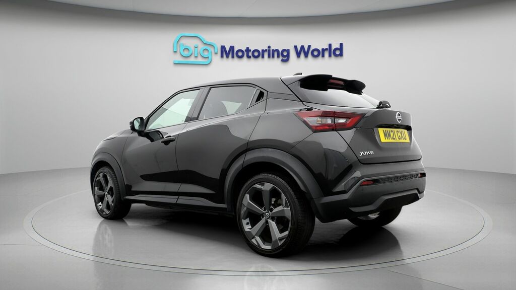 Nissan Juke Tekna Black #5