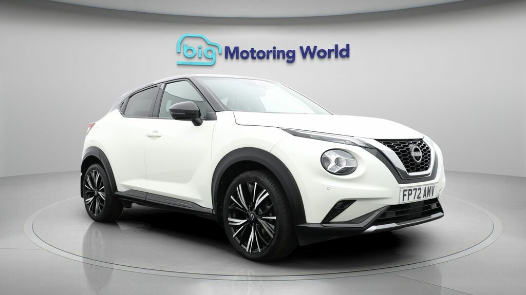 Nissan Juke Tekna FP72AMV White
