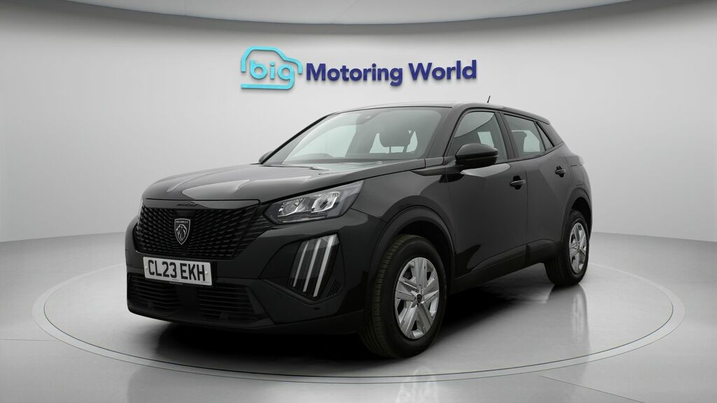Peugeot 2008 Active Black #3