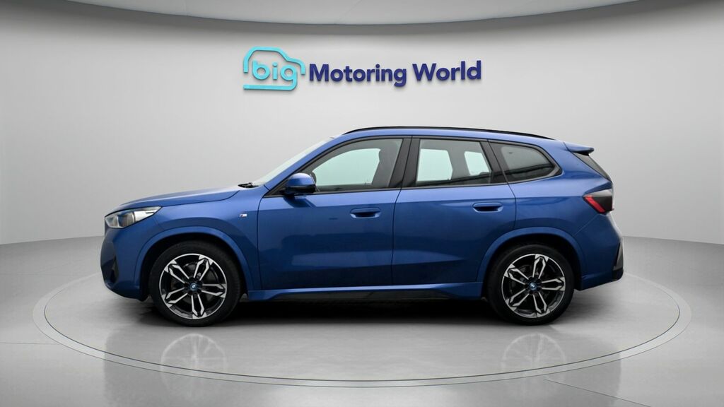 BMW iX1 M Sport NG23YYJ Blue #4