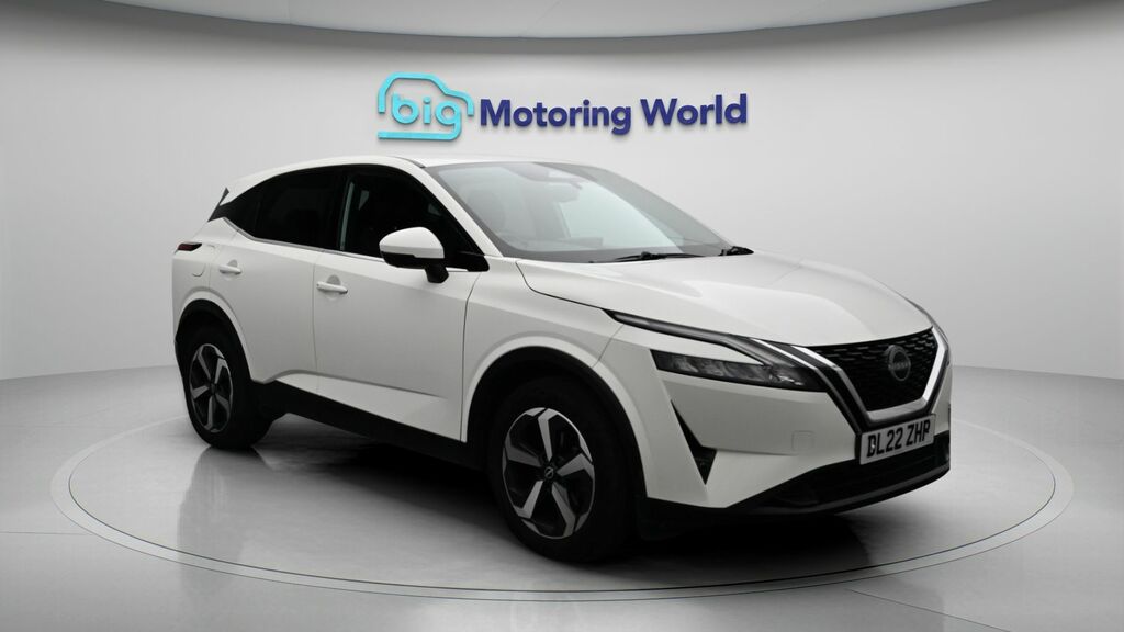 Nissan Qashqai N-connecta White