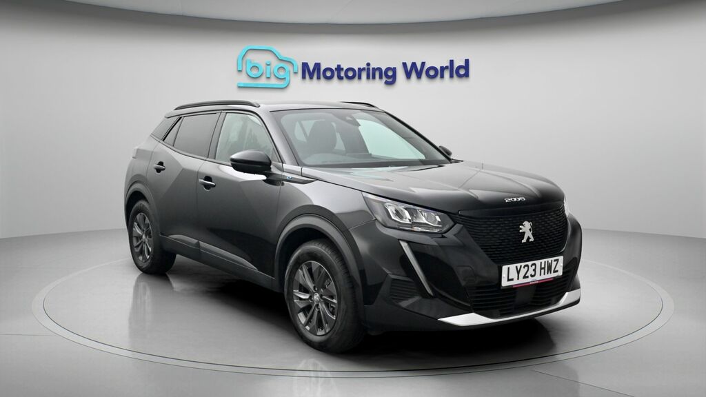 Peugeot e-2008 Active Premium Black