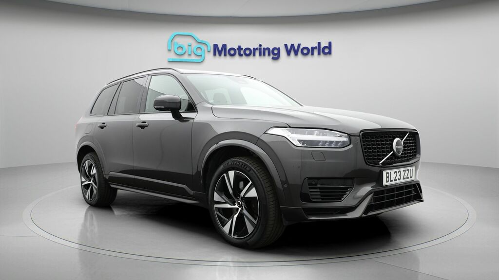 Volvo XC90 Plus Grey