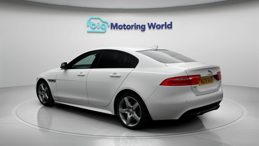 Jaguar XE R-sport NG19RAU White #5