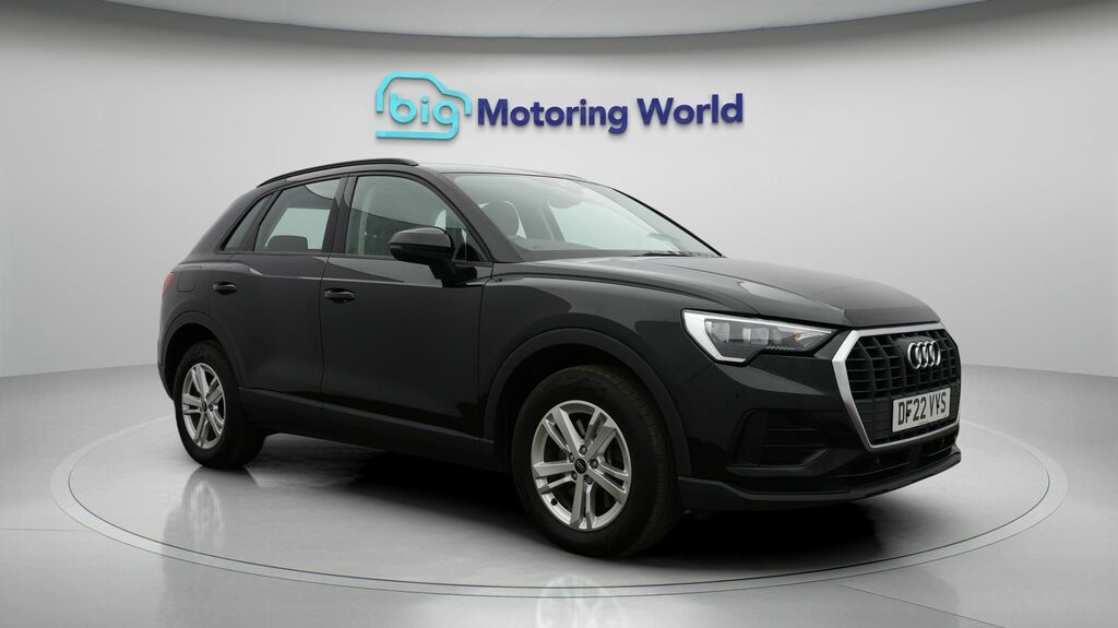 Audi Q3 Technik Black