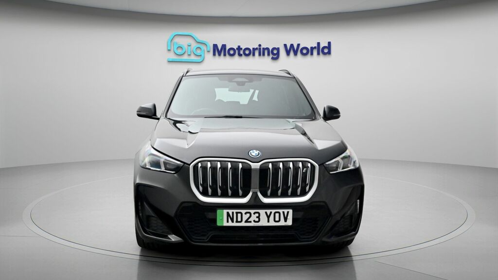 BMW iX1 M Sport Black #2
