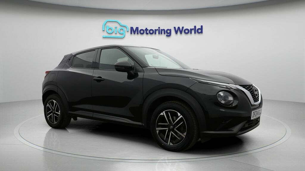 Nissan Juke N-connecta DT24RJJ Black