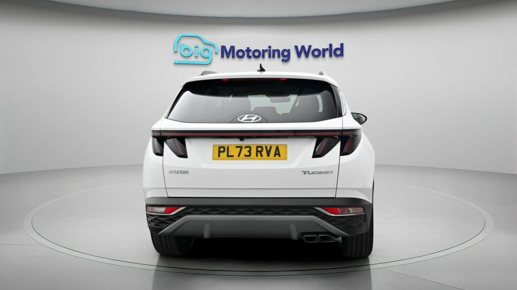Hyundai Tucson Ultimate White #6